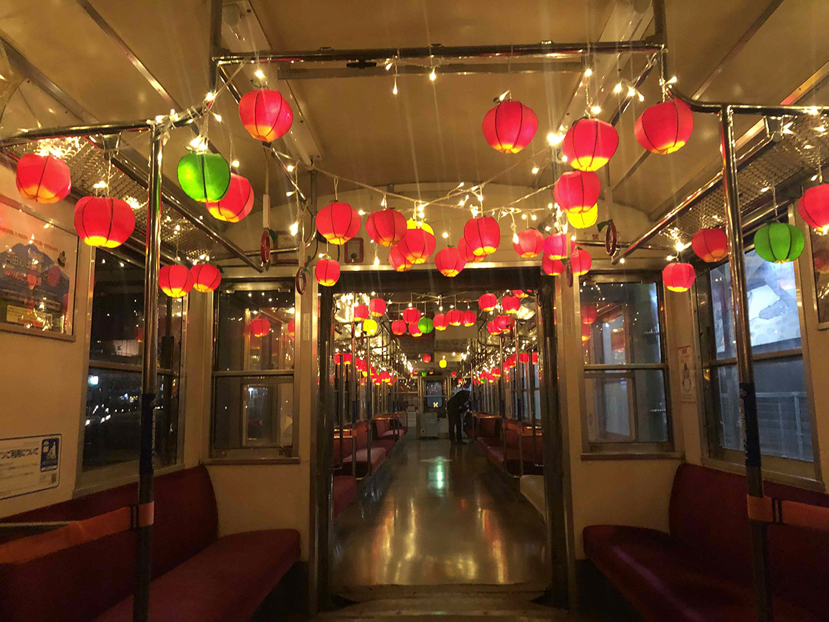 1768312884312188.jpg リンゴねぷた列車写真.jpg